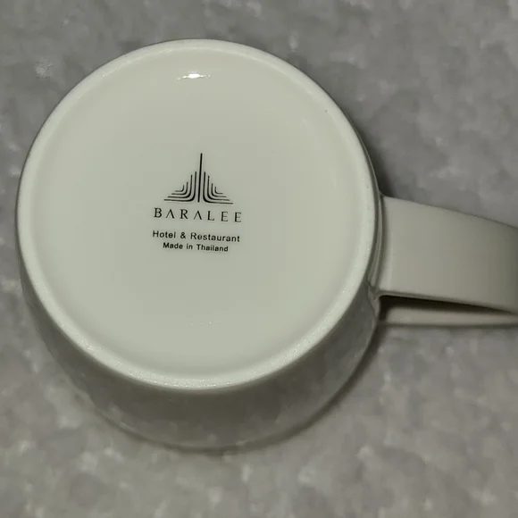 Latvija White and Red Mug - Picture 5 of 10